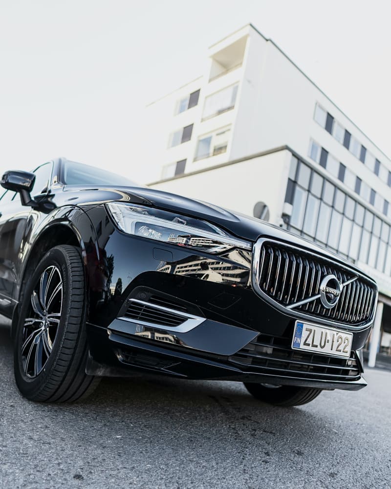 Should I Lease or Buy A New Car?